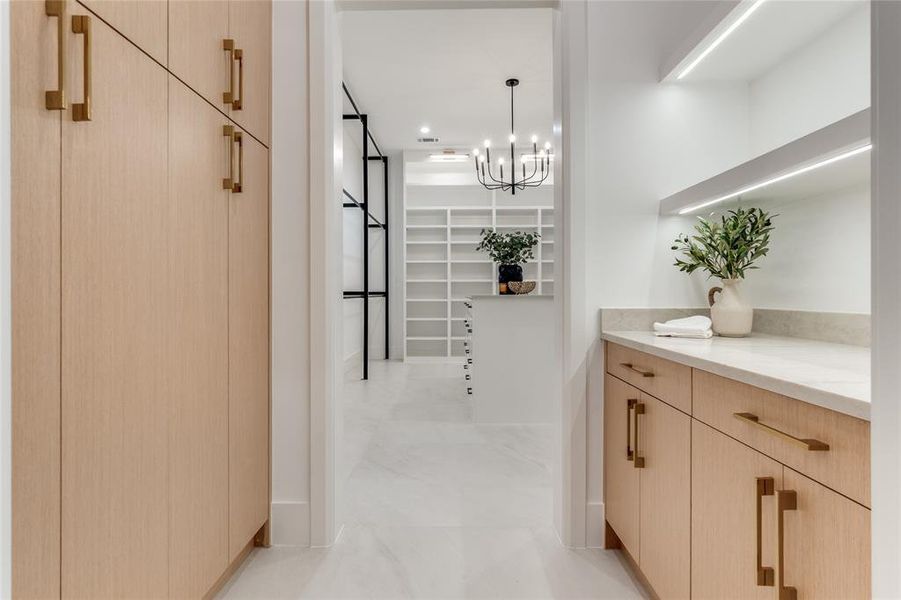 Furnished interior view inside a new home in , Dallas (Image 16). Furnished interior view inside a new home in , Dallas (Image 16).