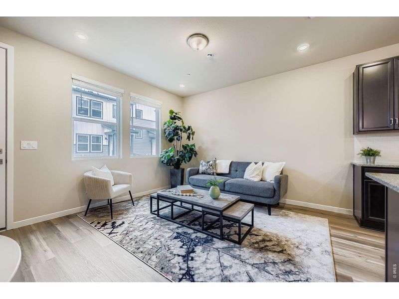 Furnished interior view inside a new home in Mountain Brook, Longmont (Image 5).
