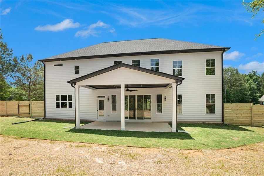 Exterior details and patio area of a home in , Oxford (Image 3).