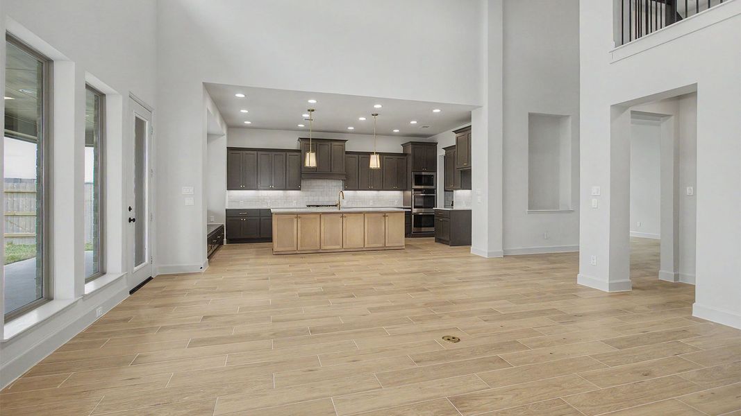 Spacious, unfurnished interior of a new home in Legacy Prairie at Katy Court, Katy (Image 6).