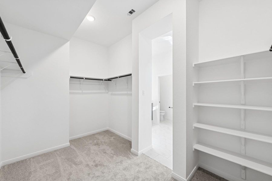 Spacious, unfurnished interior of a new home in Escondido 50' Homesites, Magnolia (Image 12).