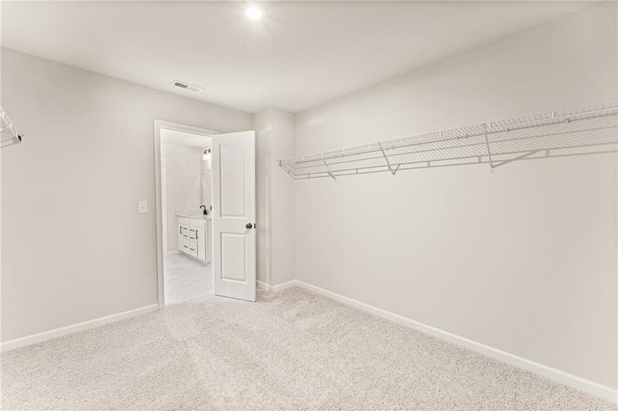 Spacious, unfurnished interior of a new home in Watermist at Mirror Lake, Villa Rica (Image 23). Spacious, unfurnished interior of a new home in Watermist at Mirror Lake, Villa Rica (Image 23).