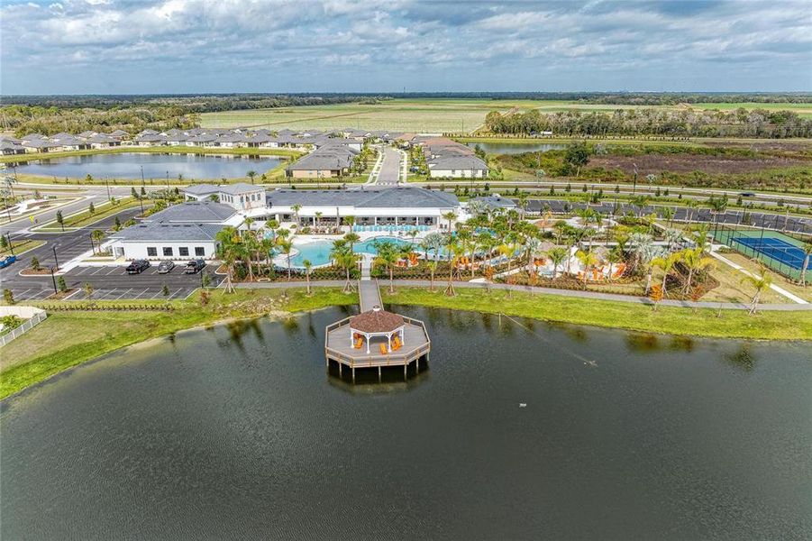 Community amenities in , Parrish (Image 64).