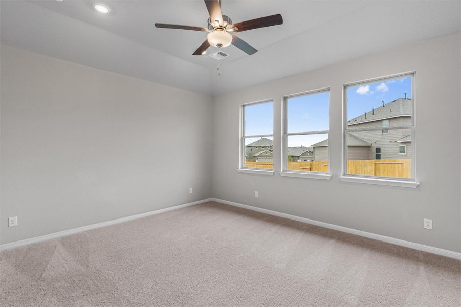 Spacious, unfurnished interior of a new home in Morningstar, Andice (Image 15).