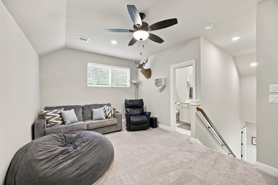 Furnished interior view inside a new home in , Tomball (Image 45).