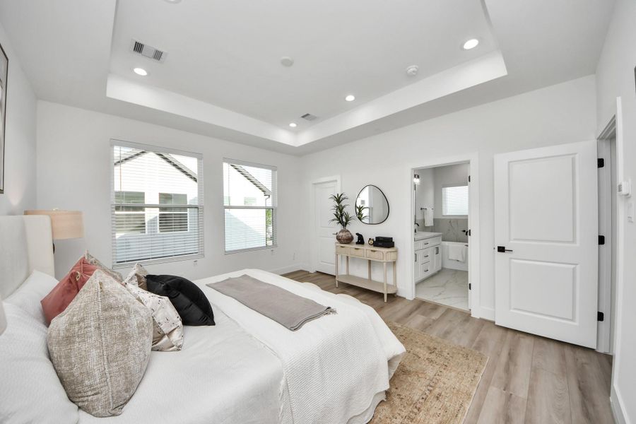 Furnished interior view inside a new home in Hammerly Blvd, Houston (Image 31).