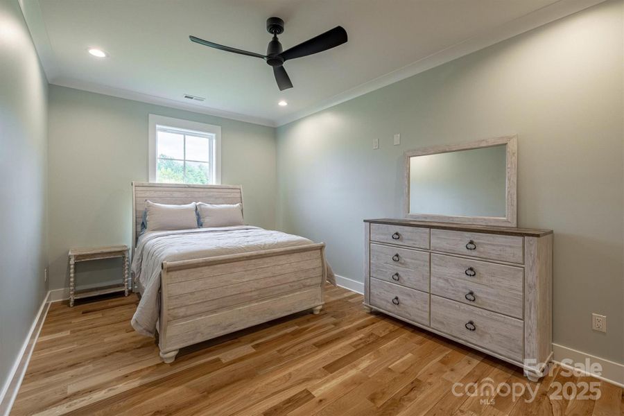 Furnished interior view inside a new home in , Nebo (Image 13).