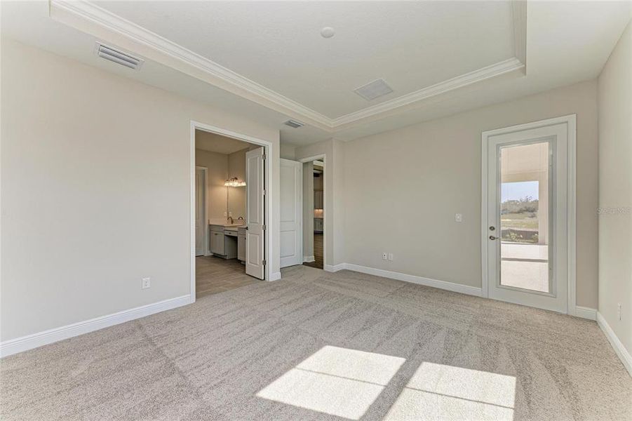 Spacious, unfurnished interior of a new home in North River Ranch, Parrish (Image 16). Spacious, unfurnished interior of a new home in North River Ranch, Parrish (Image 16).