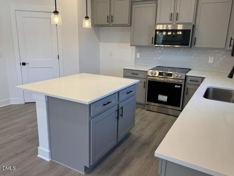 Kitchen 2