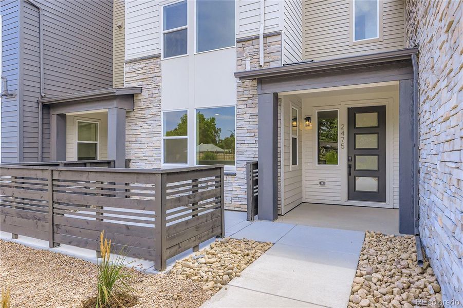 Private covered entry Private covered entry