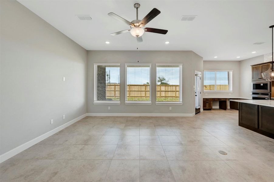 Spacious, unfurnished interior of a new home in Meridiana 55' Homesites, Manvel (Image 22).