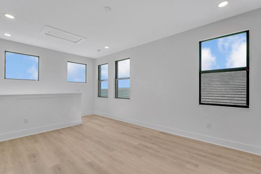 Furnished interior view inside a new home in Esprit at Avenir, Palm Beach Gardens (Image 58). Furnished interior view inside a new home in Esprit at Avenir, Palm Beach Gardens (Image 58).