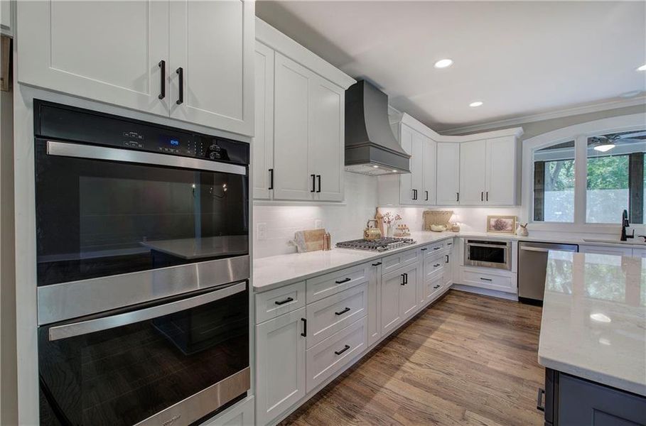 Furnished interior view inside a new home in , Euharlee (Image 5).