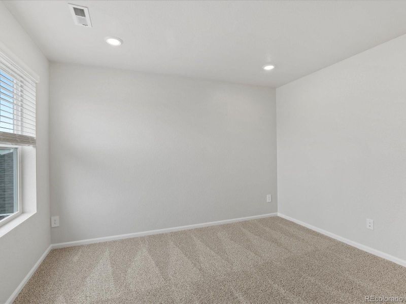 Spacious, unfurnished interior of a new home in Ridgeline Vista: The Flora Collection, Brighton (Image 33). Spacious, unfurnished interior of a new home in Ridgeline Vista: The Flora Collection, Brighton (Image 33).