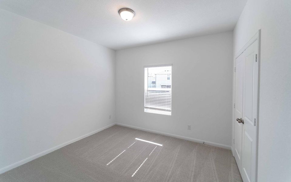 Spacious, unfurnished interior of a new home in Paramount, Kyle (Image 7).