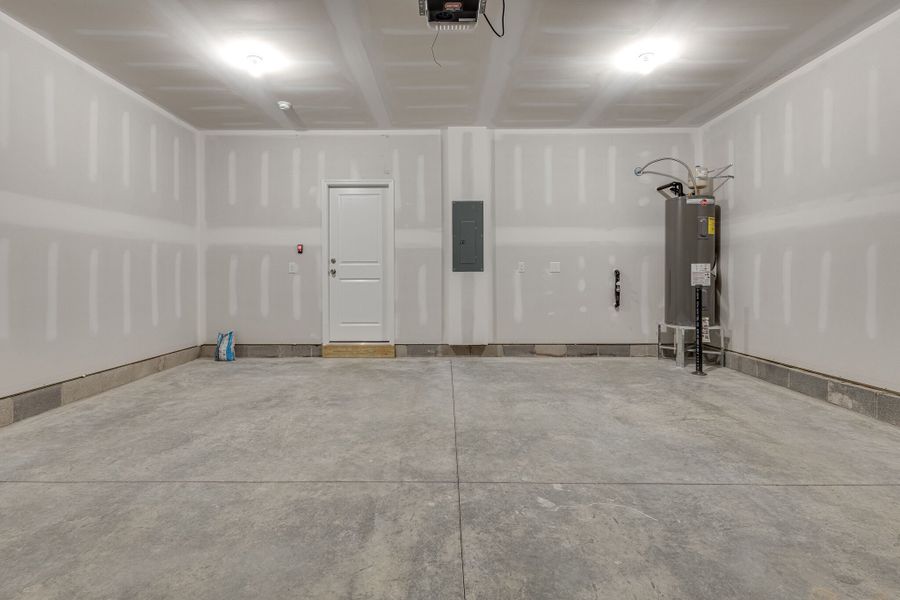 Elba GY, Single Family Home