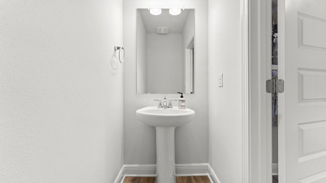 Image 34 of a home in Liberty.