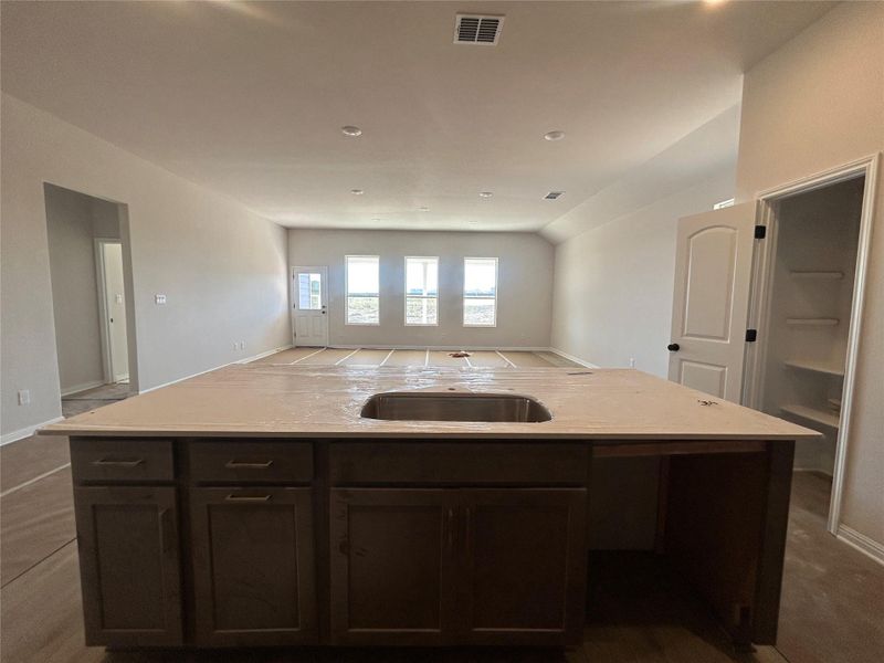 Image 27 of a home in Willow Springs. Image 27 of a home in Willow Springs.