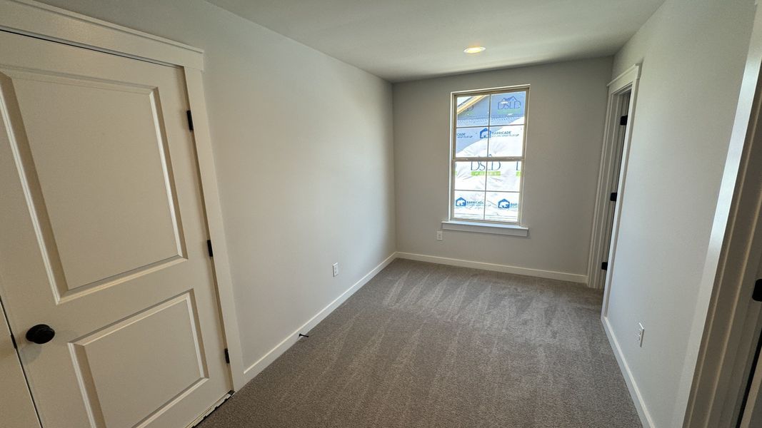 Spacious, unfurnished interior of a new home in The Greens at Legacy Townhomes, Springfield (Image 15).
