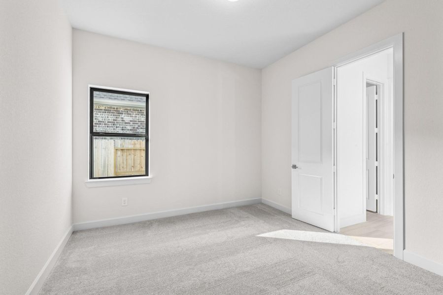 Spacious, unfurnished interior of a new home in ARTAVIA - Parkview Collection, Conroe (Image 35).