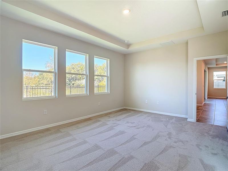Spacious, unfurnished interior of a new home in Mirada, San Antonio (Image 46).