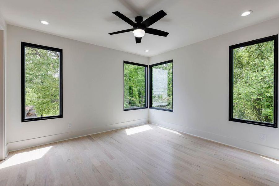 Spacious, unfurnished interior of a new home in , Chamblee (Image 22).