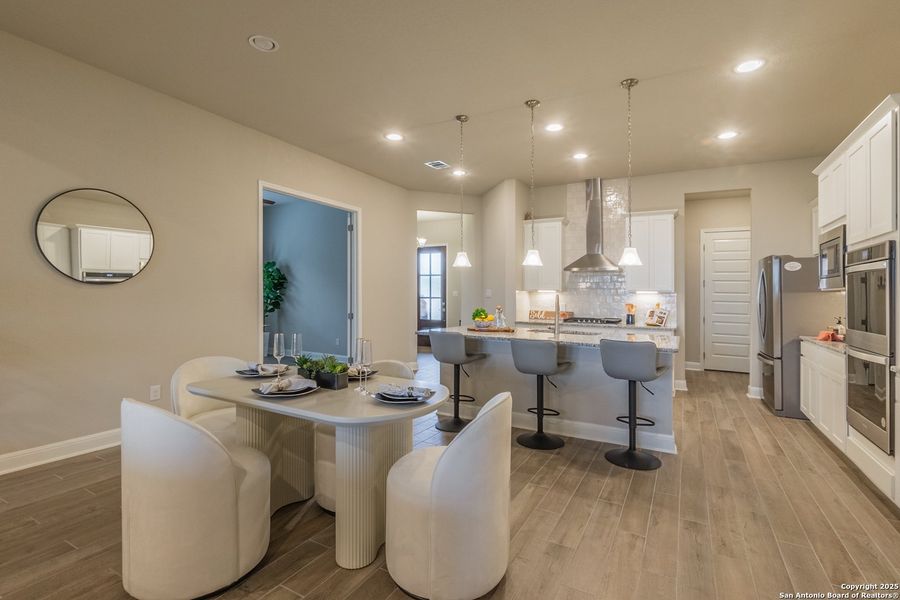 Furnished interior view inside a new home in Cibolo Crossing, Universal City (Image 33).