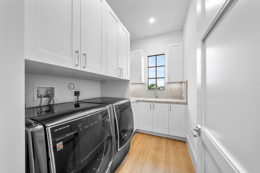 Furnished interior view inside a new home in , Boca Raton (Image 78).
