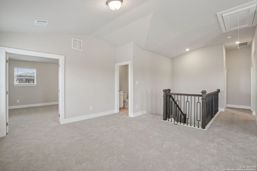 Spacious, unfurnished interior of a new home in Kallison Ranch, San Antonio (Image 19).