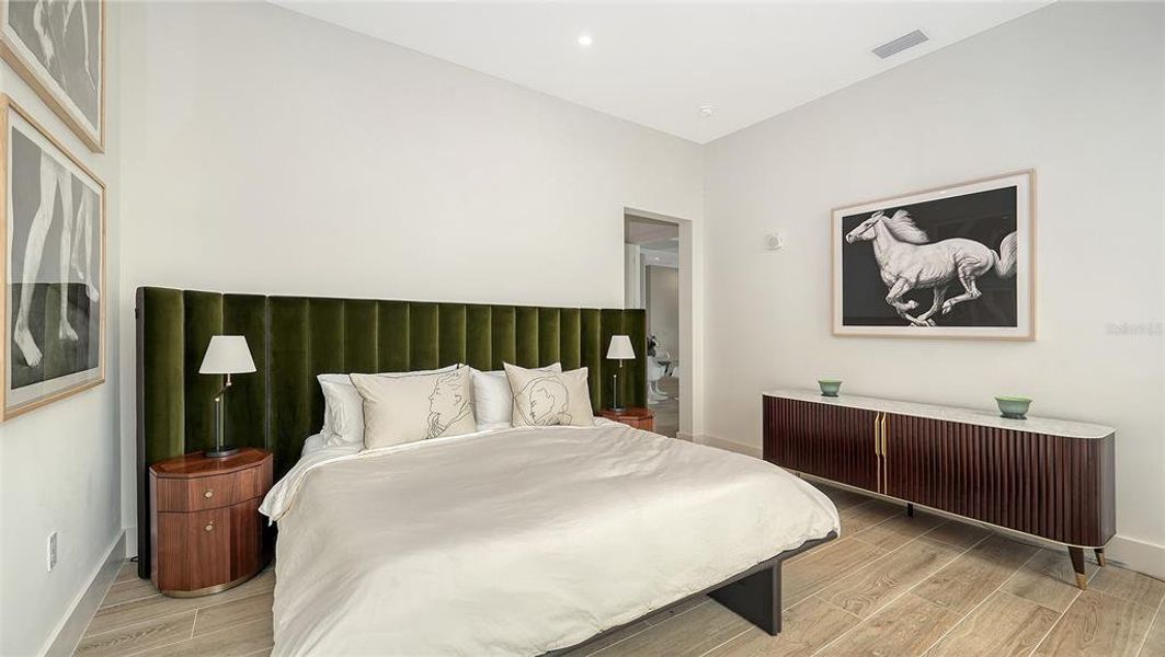 Furnished interior view inside a new home in , Sarasota (Image 13).