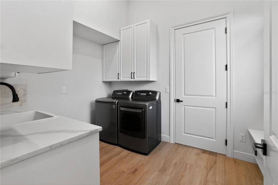 Furnished interior view inside a new home in , Port Charlotte (Image 16).