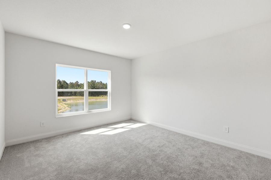 Spacious, unfurnished interior of a new home in Tamarack at Two Rivers, Zephyrhills (Image 16).