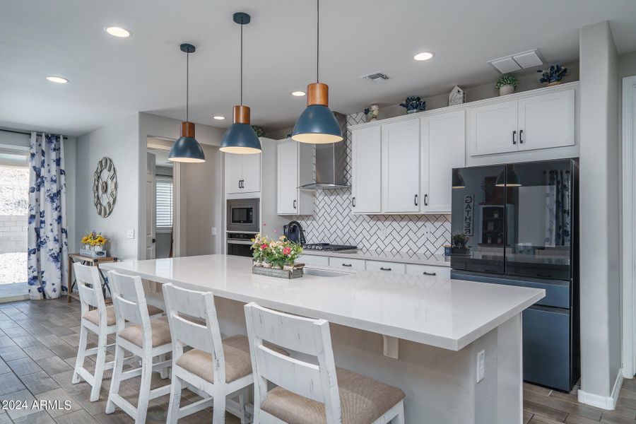 2) KITCHEN 2) KITCHEN