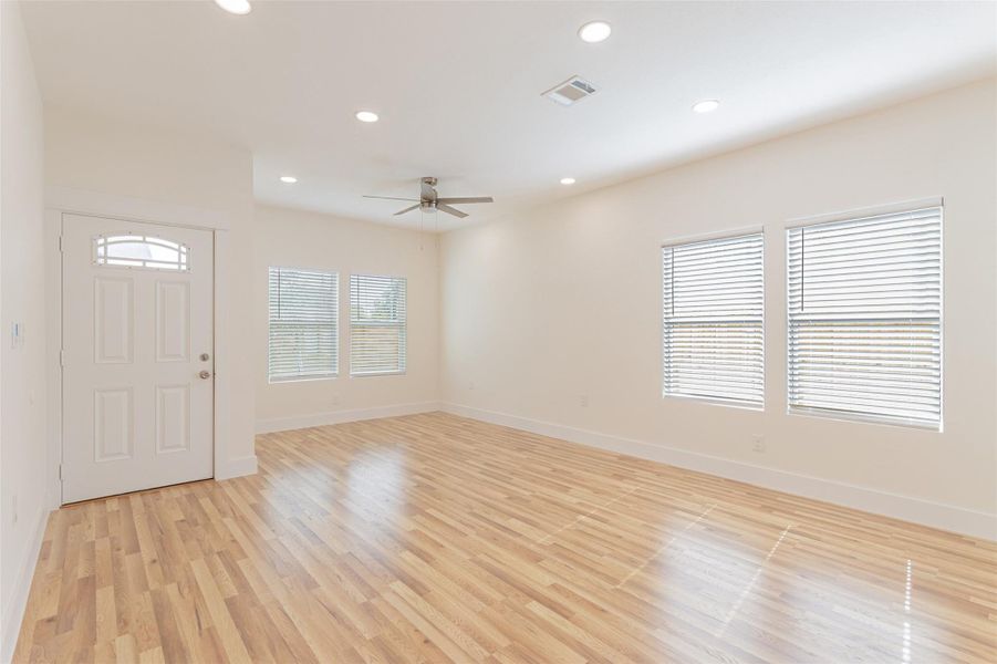 Spacious, unfurnished interior of a new home in , Houston (Image 20). Spacious, unfurnished interior of a new home in , Houston (Image 20).