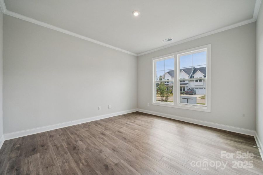 Spacious, unfurnished interior of a new home in Glenhurst, Matthews (Image 33).