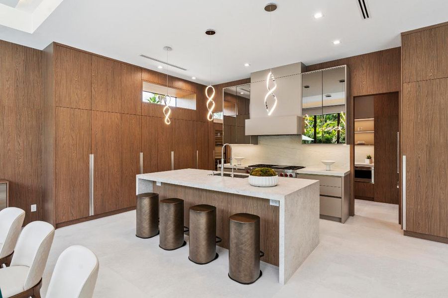 354 NE 4th St Boca Raton FL 04