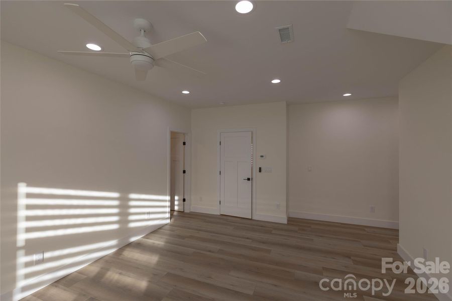 Spacious, unfurnished interior of a new home in , Conover (Image 14).