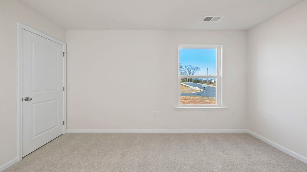 Spacious, unfurnished interior of a new home in Baxter Village, Boiling Springs (Image 23).