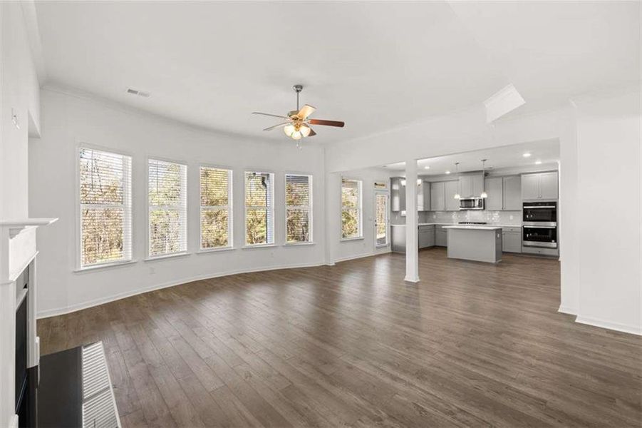 Spacious, unfurnished interior of a new home in Water Oak Estates, Lawrenceville (Image 30).