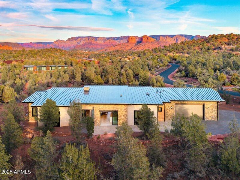 01-10 Amber Cliffs Way-DJI_2025122116503