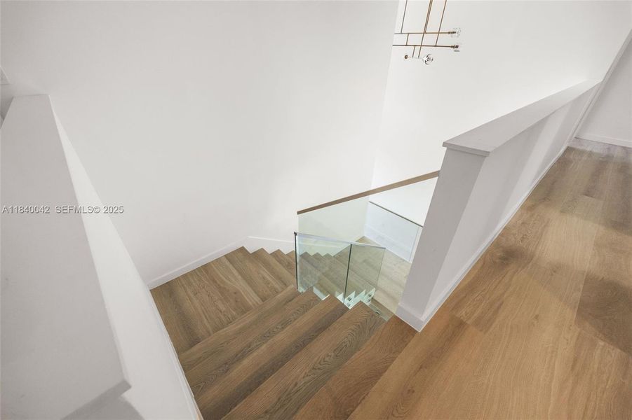 Spacious, unfurnished interior of a new home in , Miami (Image 24).