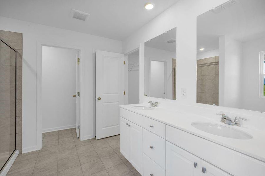 Furnished interior view inside a new home in Heritage River, Euharlee (Image 11).