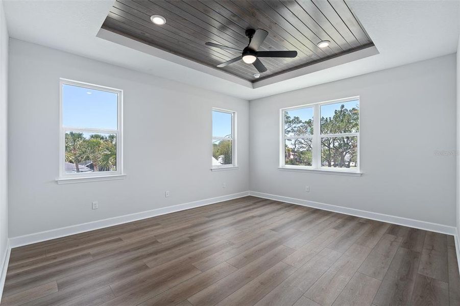 Spacious, unfurnished interior of a new home in , St. Augustine (Image 52).