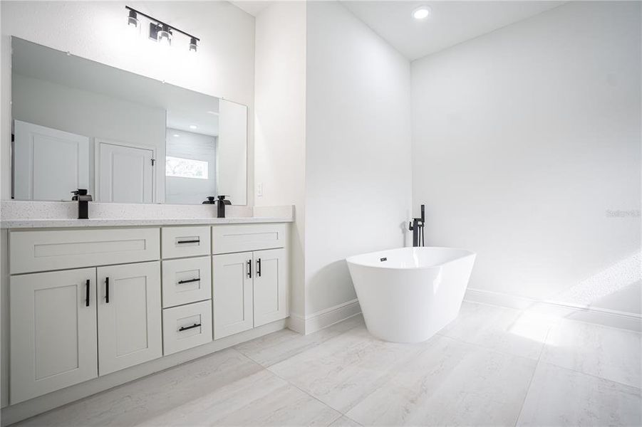 Furnished interior view inside a new home in , Ocala (Image 5).