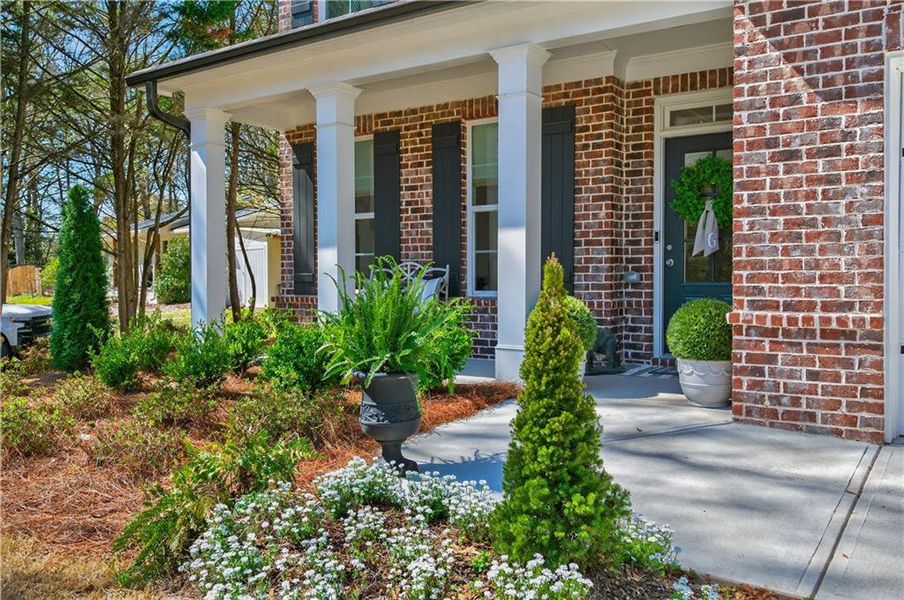 Exterior details and patio area of a home in , Jefferson (Image 3).