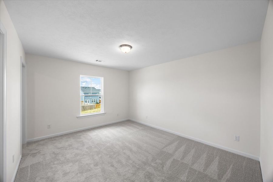 Spacious, unfurnished interior of a new home in Windsor, North Augusta (Image 27).