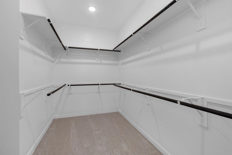 Spacious, unfurnished interior of a new home in Sienna 45', 50', Missouri City (Image 21).