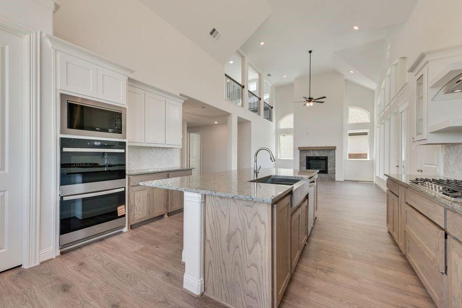 Furnished interior view inside a new home in Edgewater, Fate (Image 6).