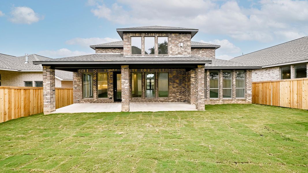Exterior details and patio area of a home in Hidden Canyon 55', San Antonio (Image 20).