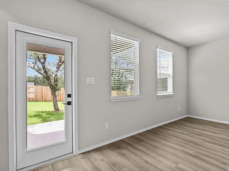 Spacious, unfurnished interior of a new home in Bricewood, San Antonio (Image 27).